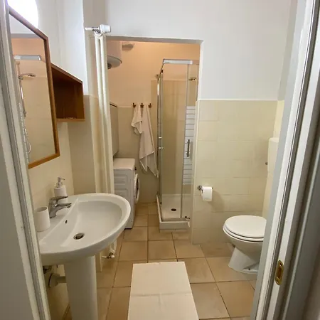 Alfieri Panorama Lägenhet Asti